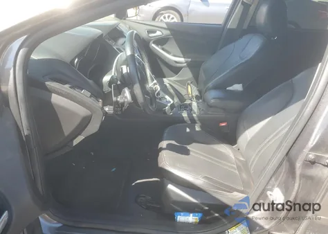 2014 Ford Focus Se z USA, uszkodzony, nr VIN 271246